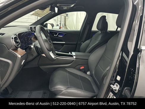 Certified 2025 Mercedes-Benz GLC 300 image 18