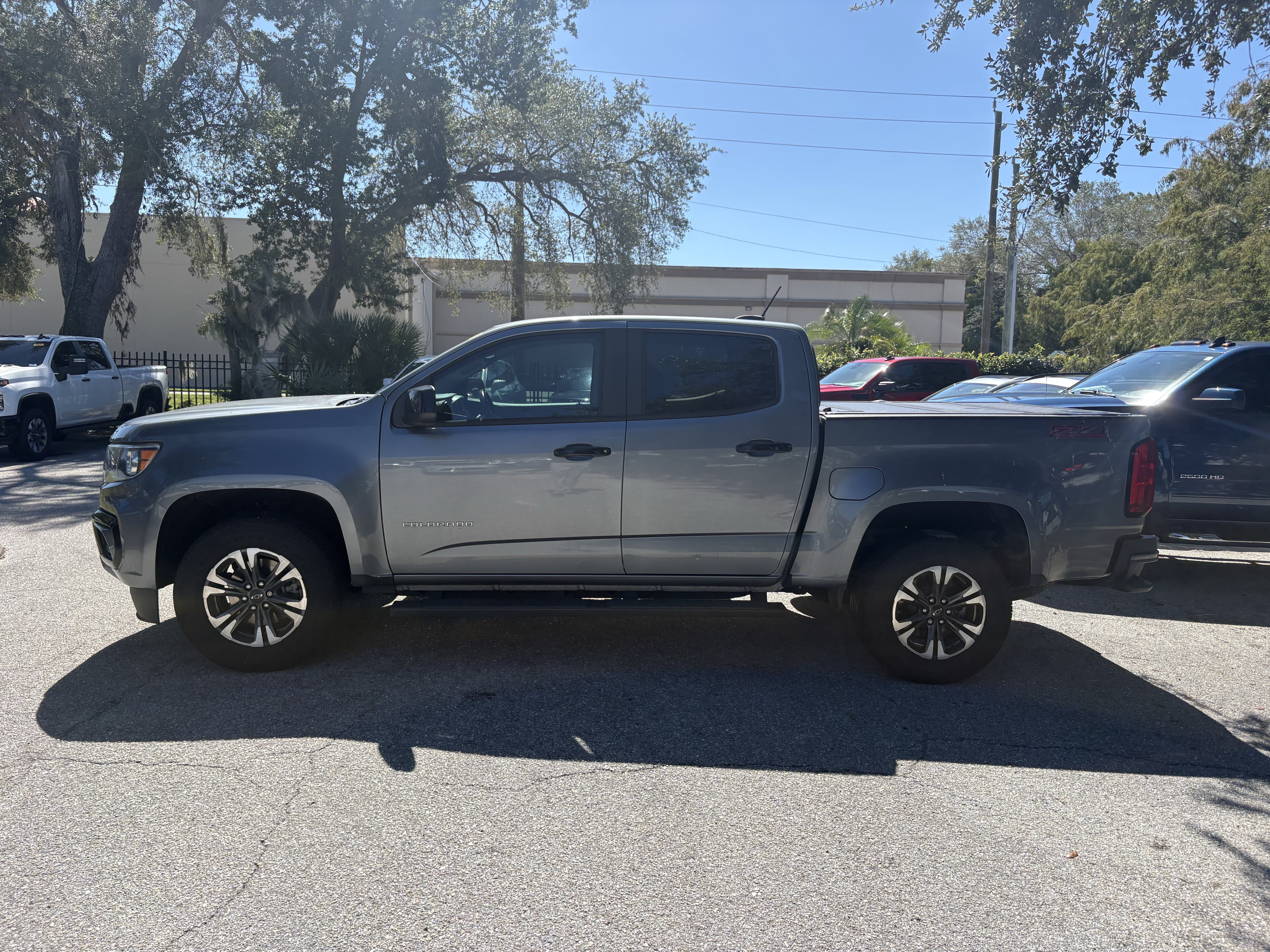 Certified 2022 Chevrolet Colorado Z71 RWD image 4