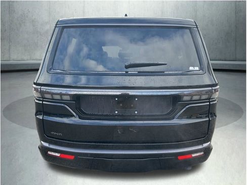New 2026 Jeep Grand Wagoneer Limited w/ Premium Group II AWD/4WD image 5