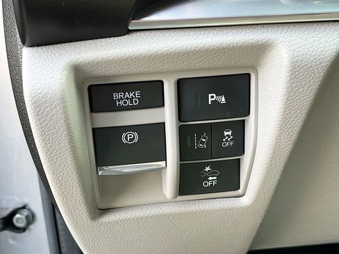 Used 2020 Acura MDX SH-AWD w/ Technology Package image 10