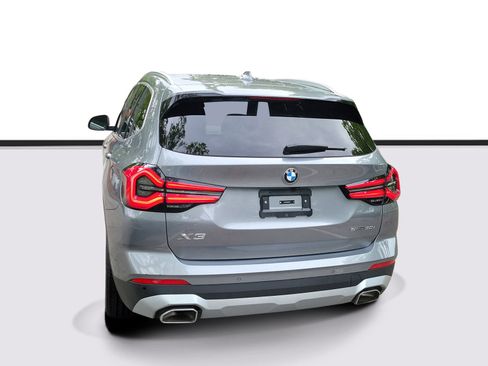 Used 2024 BMW X3 sDrive30i w/ Convenience Package RWD image 3