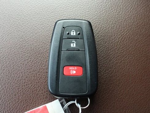 Used 2023 Toyota 4Runner Limited image 31