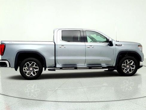 Used 2024 GMC Sierra 1500 SLT w/ SLT Premium Plus Package AWD/4WD image 4