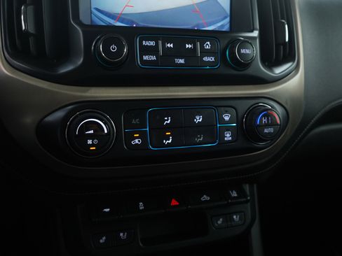 Used 2017 GMC Canyon Denali image 21