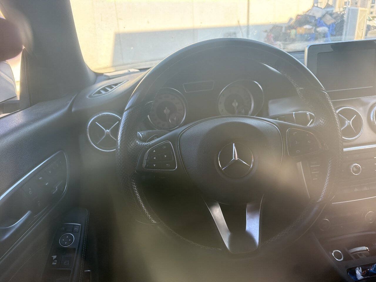 Used 2016 Mercedes-Benz CLA 250 image 6