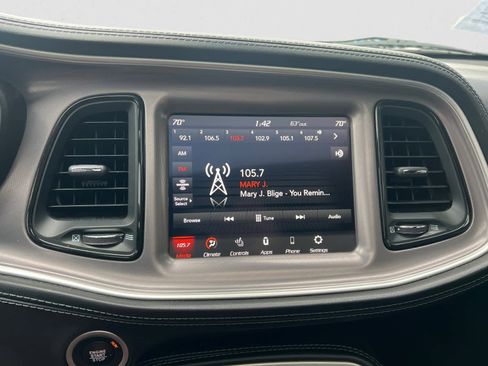 Used 2022 Dodge Challenger R/T w/ T/A Package image 21