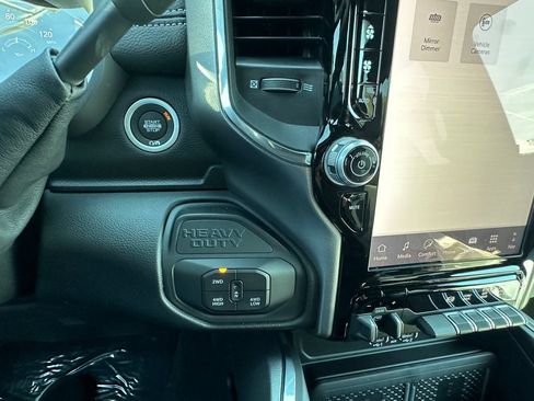 New 2026 RAM 2500 Laramie w/ Night Edition AWD/4WD image 29