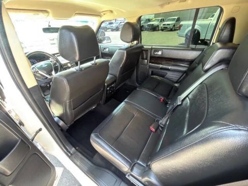 Used 2019 Ford Flex SEL w/ Equipment Group 202A FWD image 16