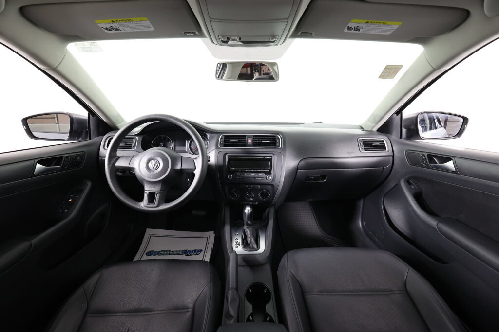Used 2014 Volkswagen Jetta SE FWD image 27
