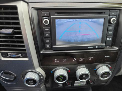 Used 2014 Toyota Sequoia Platinum AWD/4WD image 4