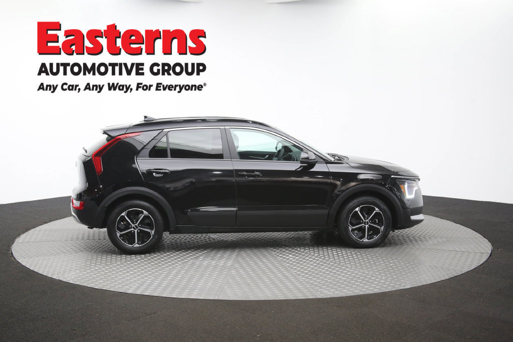 Used 2024 Kia Niro LX FWD image 44