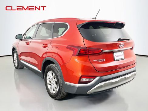Used 2020 Hyundai Santa Fe SE w/ Cargo Package FWD image 9