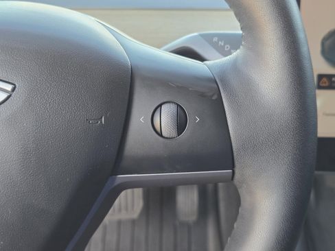 Used 2021 Tesla Model 3 Long Range image 17