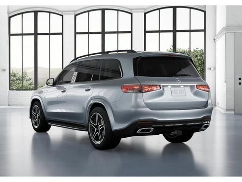 Used 2026 Mercedes-Benz GLS 450 4MATIC image 28