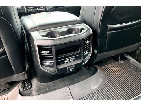 Used 2023 RAM 1500 Laramie image 31
