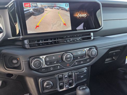 New 2026 Jeep Wrangler Unlimited Sahara image 10