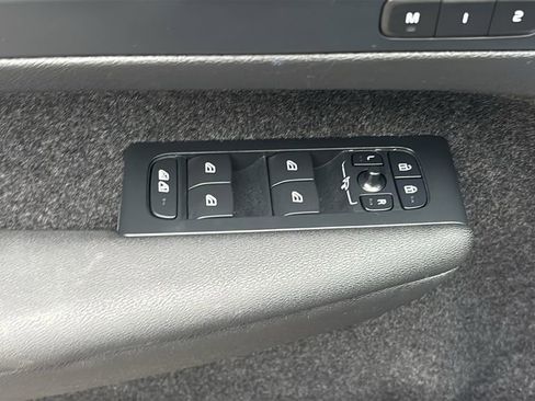 Certified 2023 Volvo C40 P8 Recharge Ultimate AWD/4WD image 12