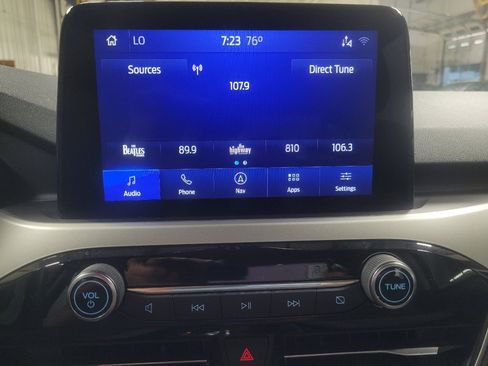 Used 2020 Ford Escape SE FWD image 25