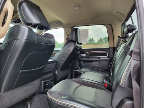 Used 2022 RAM 2500 Laramie AWD/4WD image 19