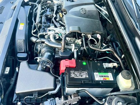 Used 2018 Toyota Camry LE FWD image 31