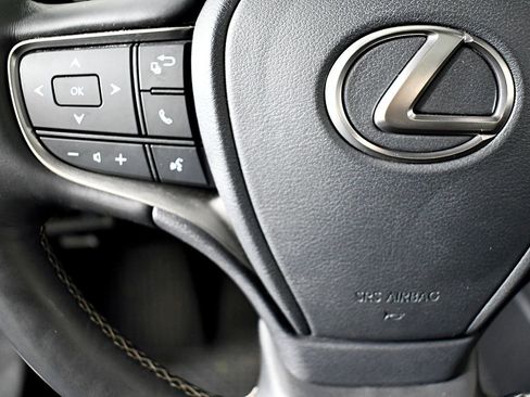 Used 2019 Lexus UX 250h F Sport image 25