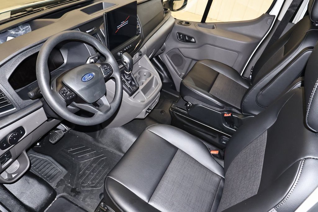 New 2026 Ford Transit 250 148 Medium Roof RWD image 27