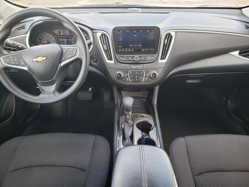 Used 2024 Chevrolet Malibu LT image 19