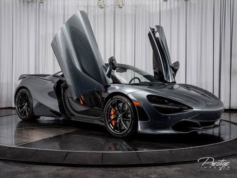 Used 2023 McLaren 720S Spider RWD image 33