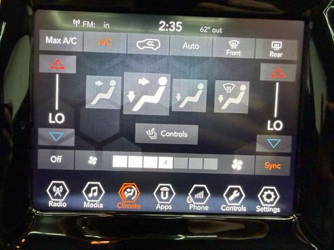 Used 2018 Jeep Compass Limited AWD/4WD image 18