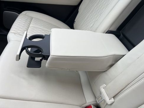 Used 2022 Lincoln Nautilus Black Label w/ Class II Trailer Tow Package image 15