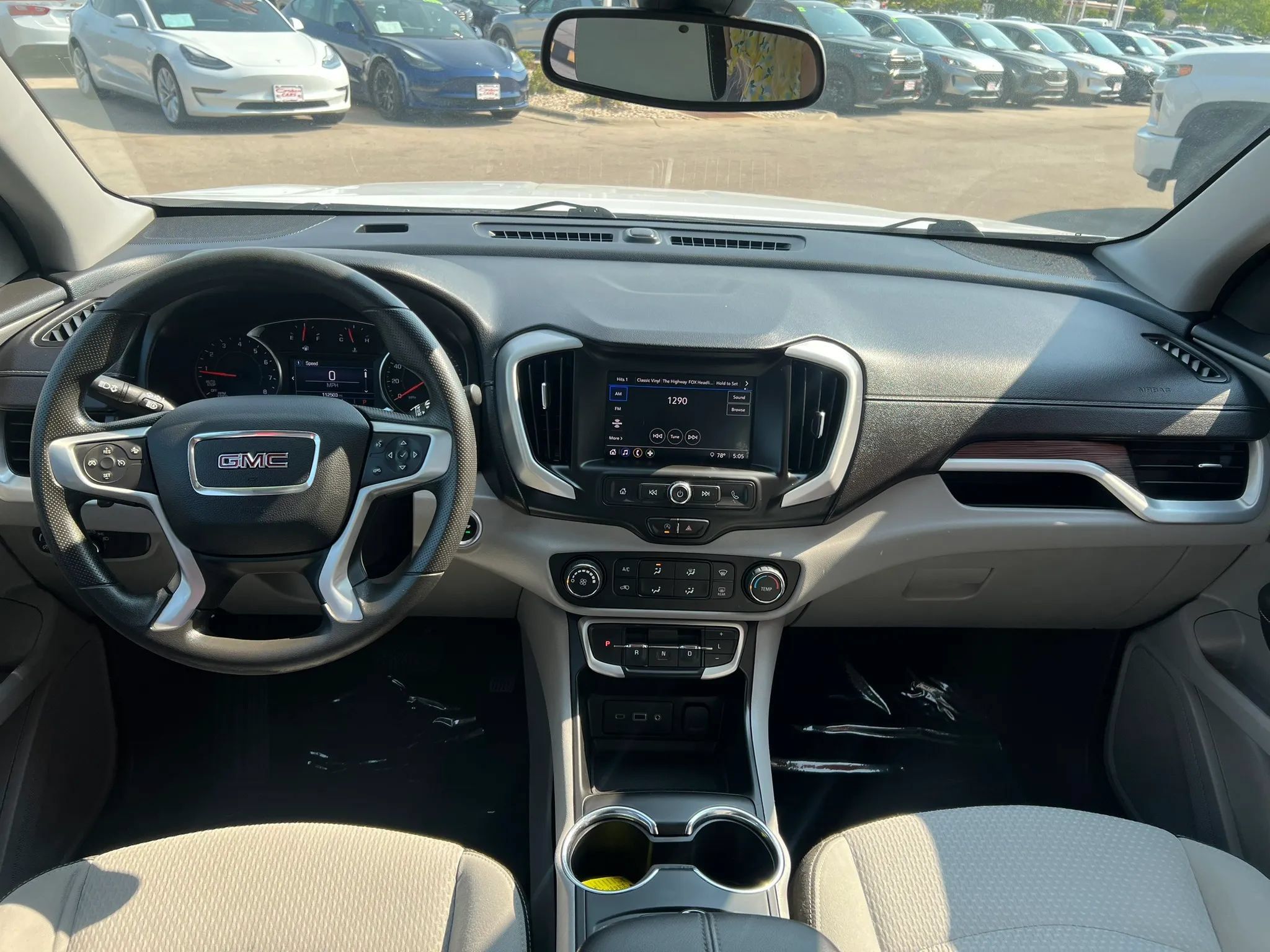 Used 2023 GMC Terrain SLE FWD image 11