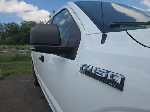 Used 2017 Ford F150 XL w/ Equipment Group 101A Mid RWD image 5