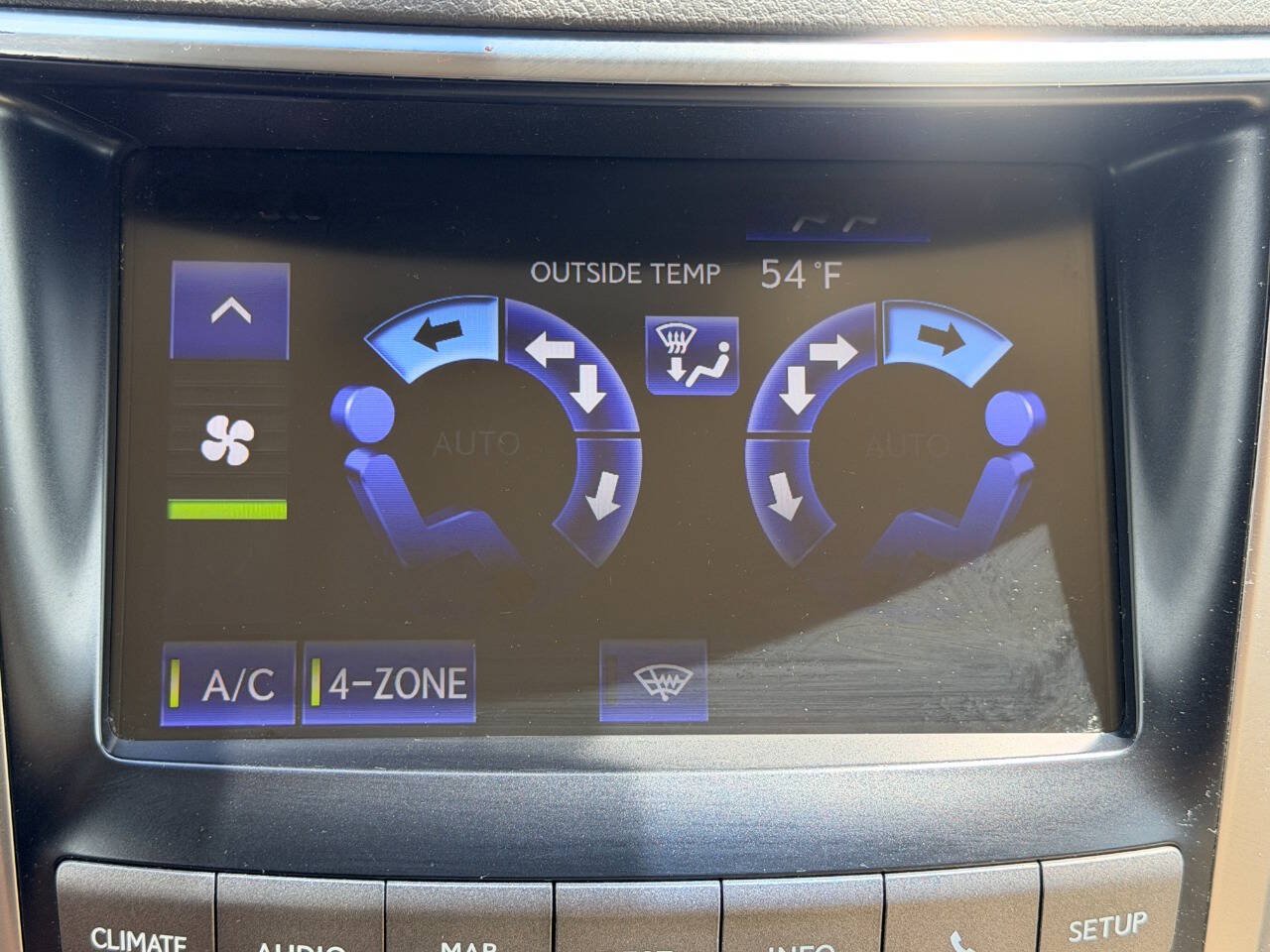 Used 2013 Lexus LX 570 4WD w/ Luxury Pkg image 51