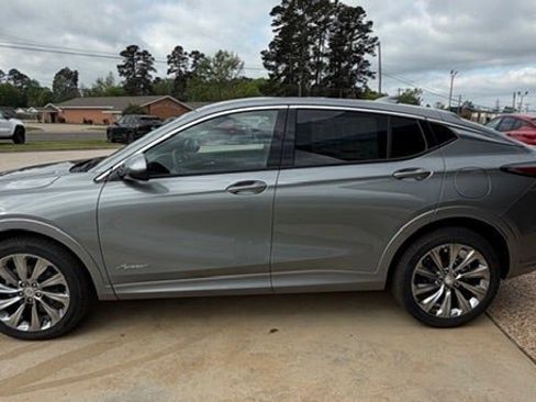 New 2026 Buick Envista Avenir FWD image 4