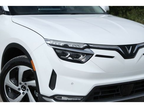 Used 2023 VinFast VF 8 Plus AWD/4WD image 5