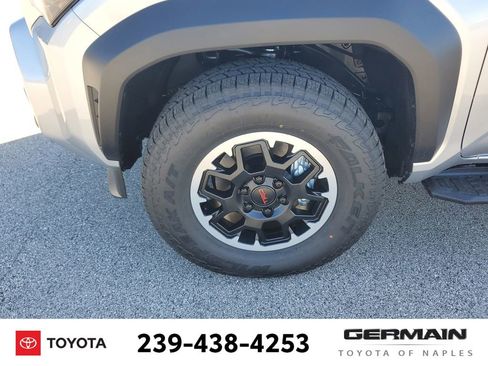 New 2026 Toyota 4Runner TRD Off-Road Premium AWD/4WD image 12