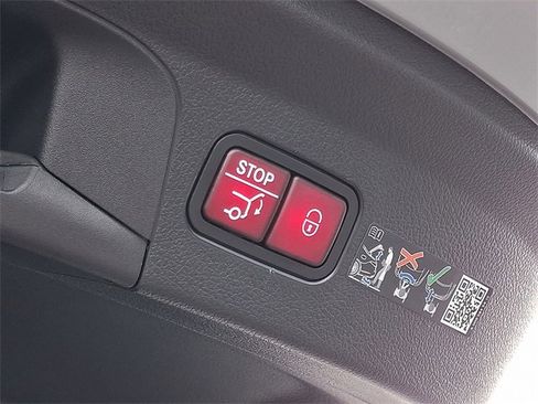 New 2025 Mercedes-Benz GLE 63 AMG S image 25