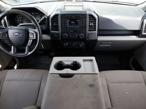 Used 2017 Ford F150 XLT AWD/4WD image 2
