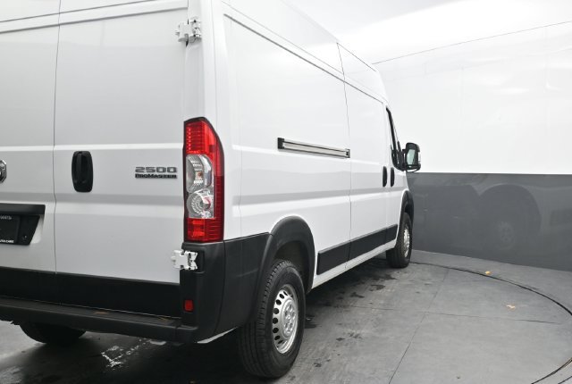 Used 2026 RAM ProMaster 2500 w/ Convenience Group FWD image 7