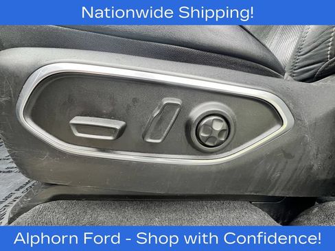 Used 2024 Jeep Wagoneer L Series II w/ Flexible Seating Group AWD/4WD image 30