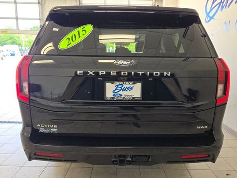 Used 2025 Ford Expedition Max Active AWD/4WD image 12