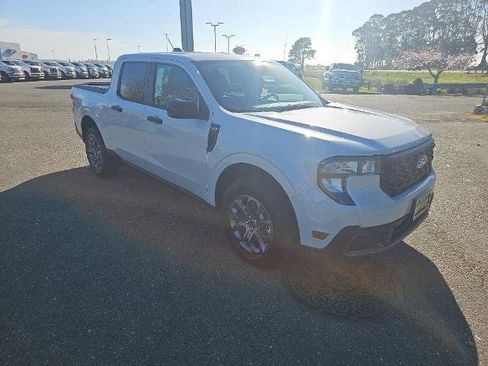 New 2026 Ford Maverick XLT w/ Equipment Group 301A image 9