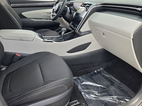 Used 2024 Hyundai Tucson SEL FWD image 16