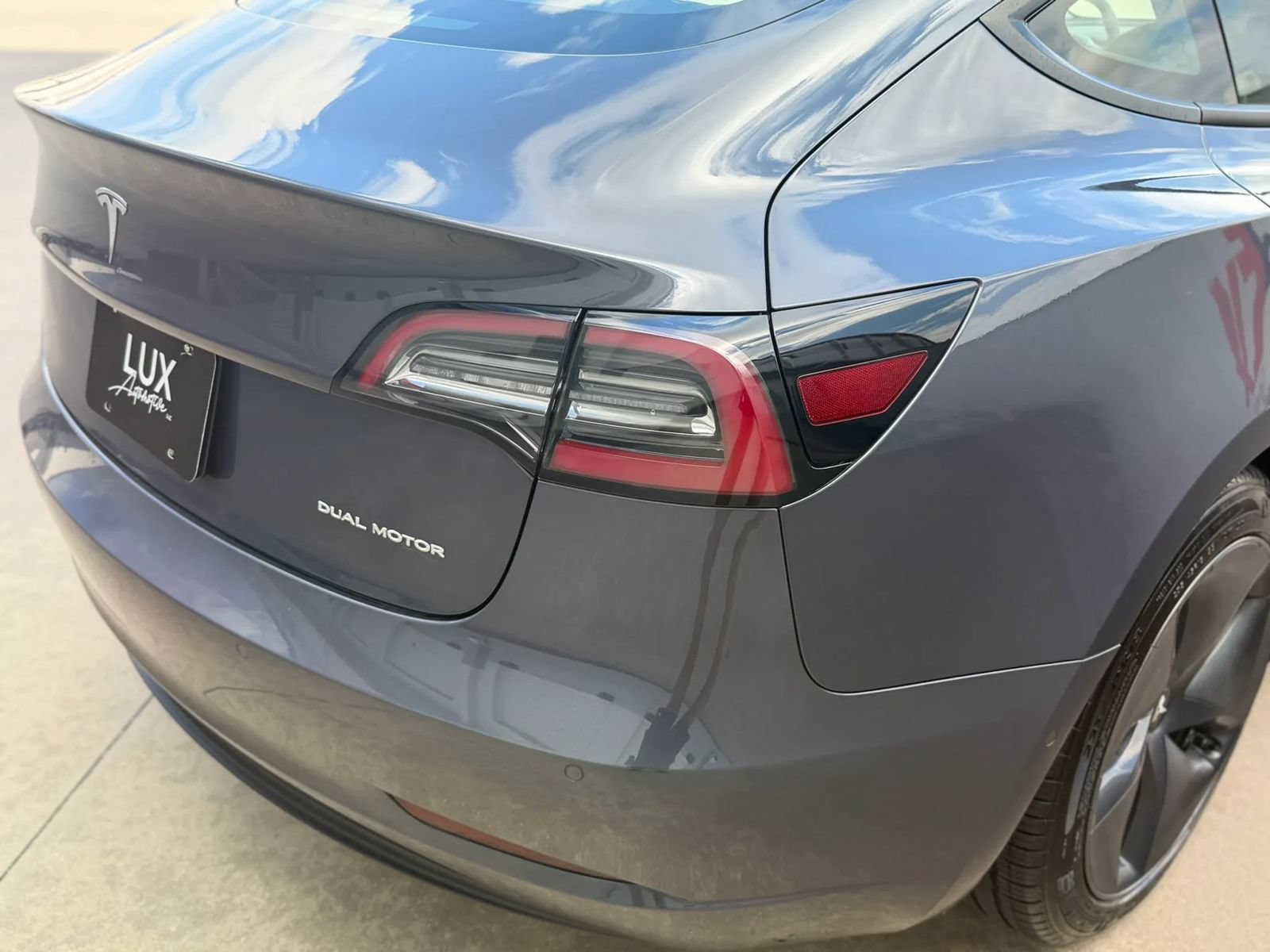 Used 2022 Tesla Model 3 Long Range AWD/4WD image 8