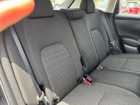 Used 2024 Honda HR-V LX image 17