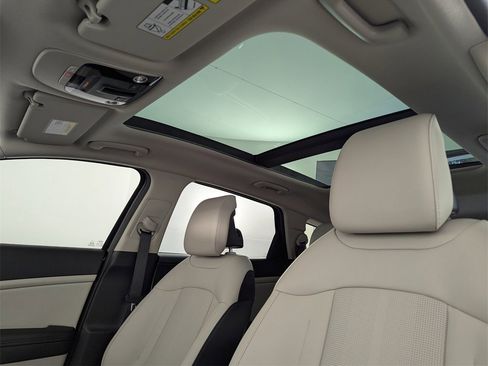 New 2026 Kia Sportage EX image 29