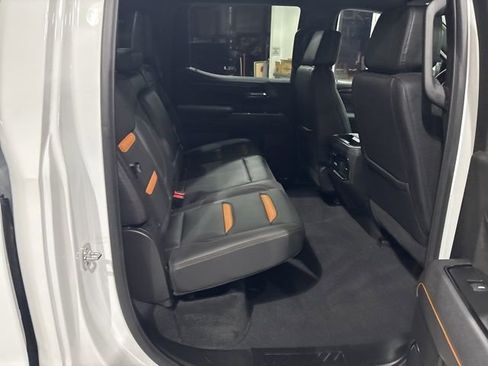 Used 2025 GMC Sierra 1500 AT4 image 34