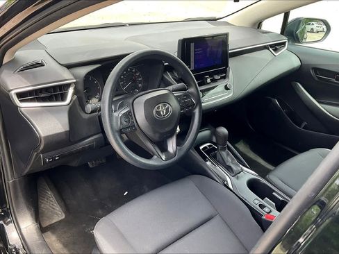 Used 2023 Toyota Corolla LE image 17