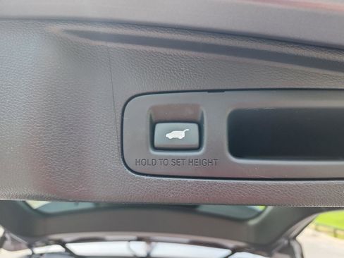 Used 2021 Honda CR-V Touring image 11