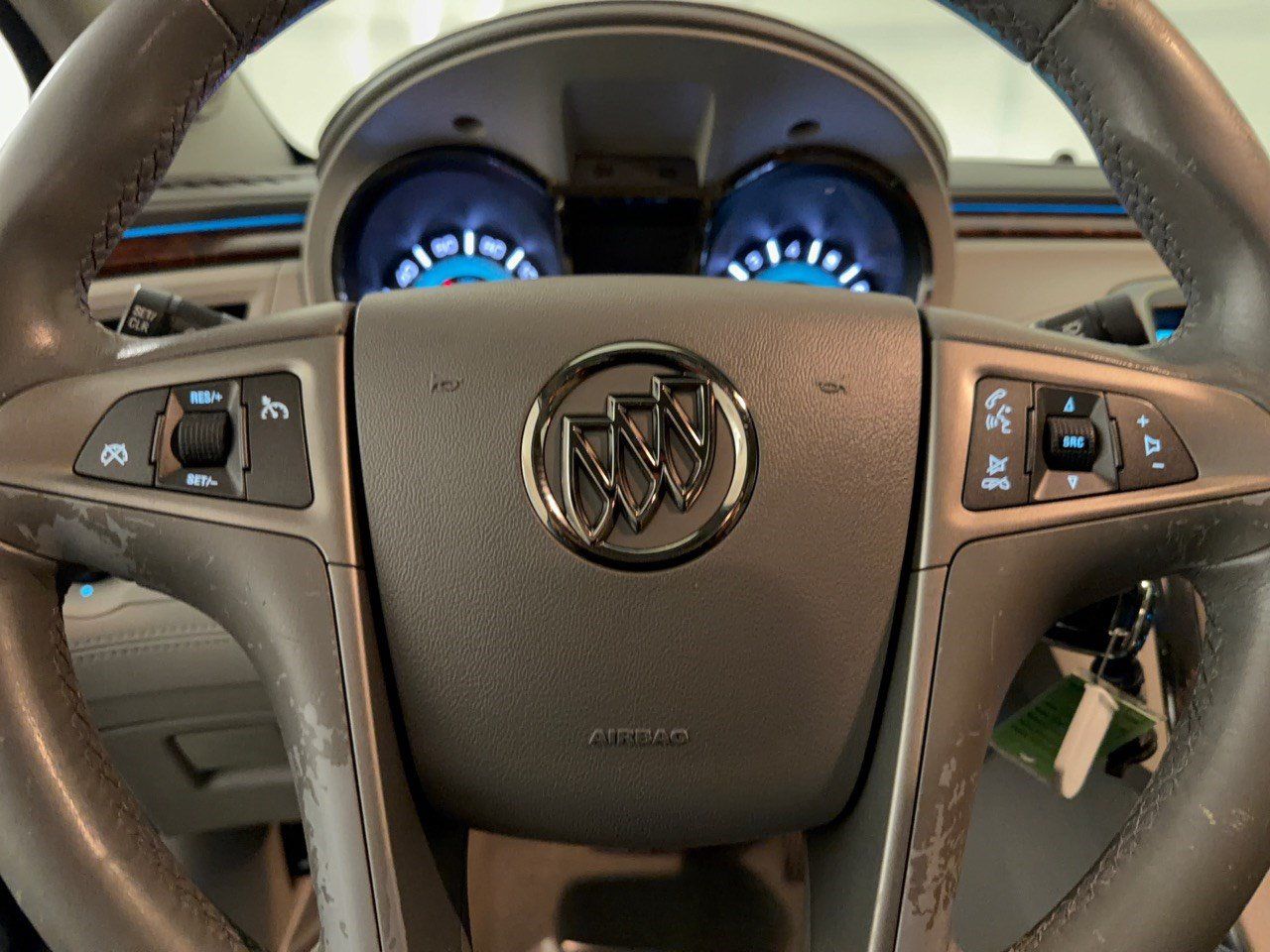 Used 2013 Buick LaCrosse Leather FWD image 10